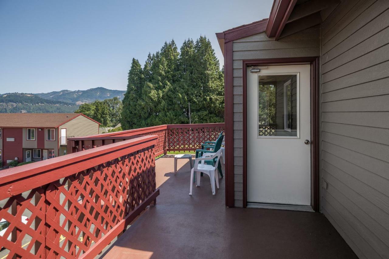 Riverview Lodge Hood River Exterior photo